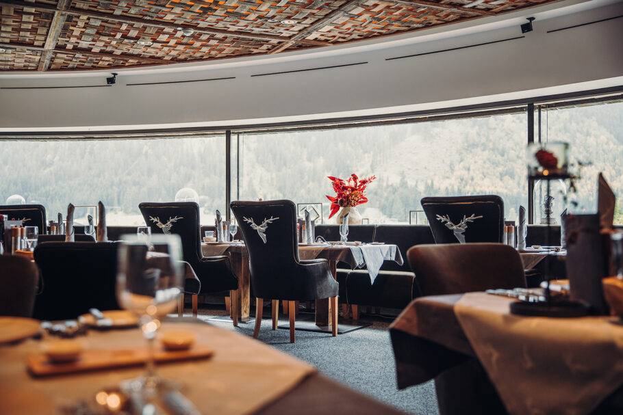 Kulinarium Essen mit Ausblick, Frühstücksraum, Halbpension, Menüküche im Jungbrunn