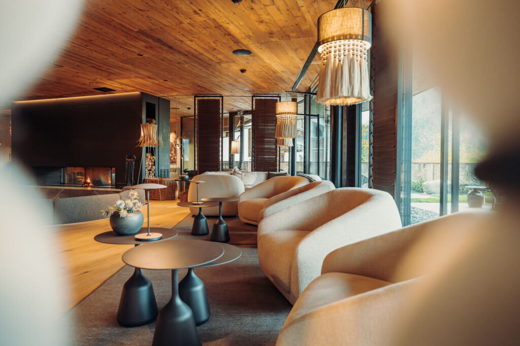 Hotel Jungbrunn, Alpin Lounge, Kamin,
